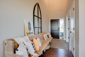 8609-ambergate-dr_001