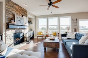 8609-ambergate-dr_019